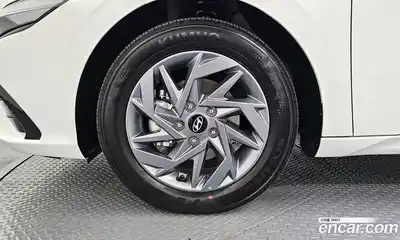 Hyundai Avante 2025 1.6 Автомат в Москве № 813489, миниатюра 5