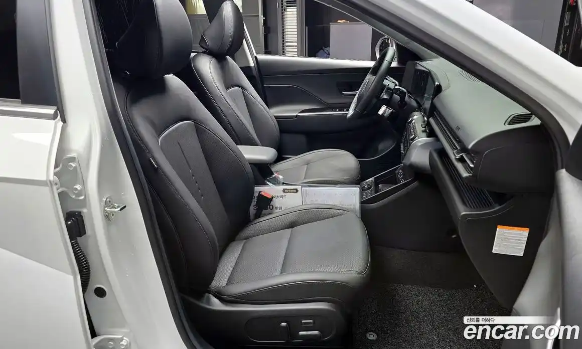 Hyundai Kona 2023 1.6 Автомат в Москве № 813643, фото 12