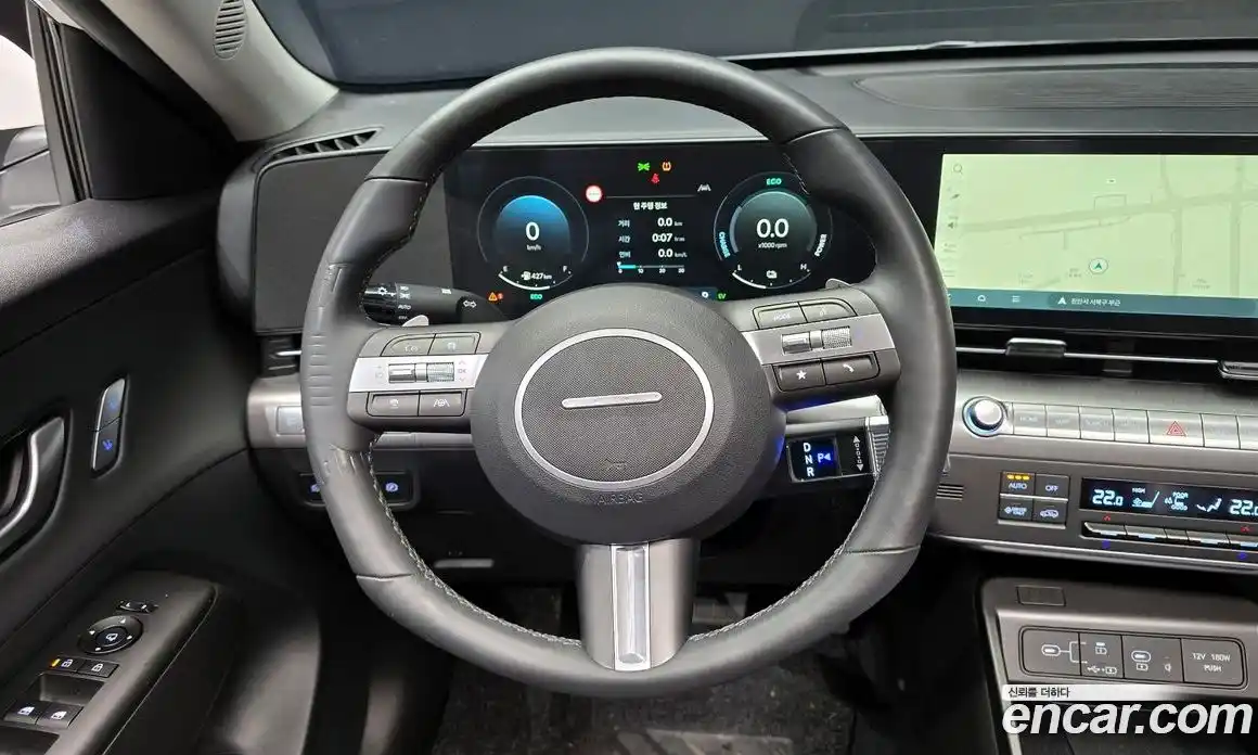 Hyundai Kona 2023 1.6 Автомат в Москве № 813643, фото 14