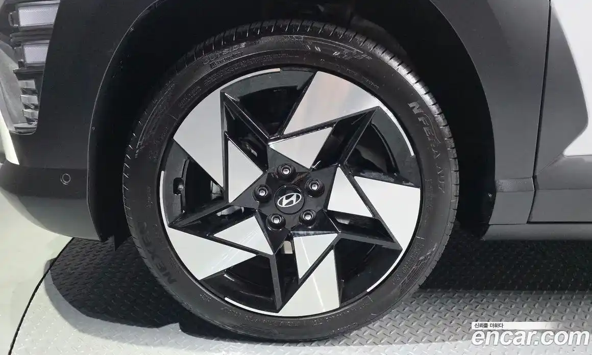 Hyundai Kona 2024 1.6 Автомат в Москве № 813876, фото 5