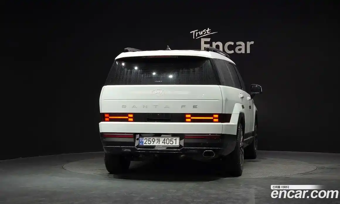 Hyundai Santa Fe 2023 2.5 Автомат в Москве № 813905, фото 4