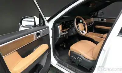 Hyundai Santa Fe 2023 2.5 Автомат в Москве № 813905, миниатюра 10