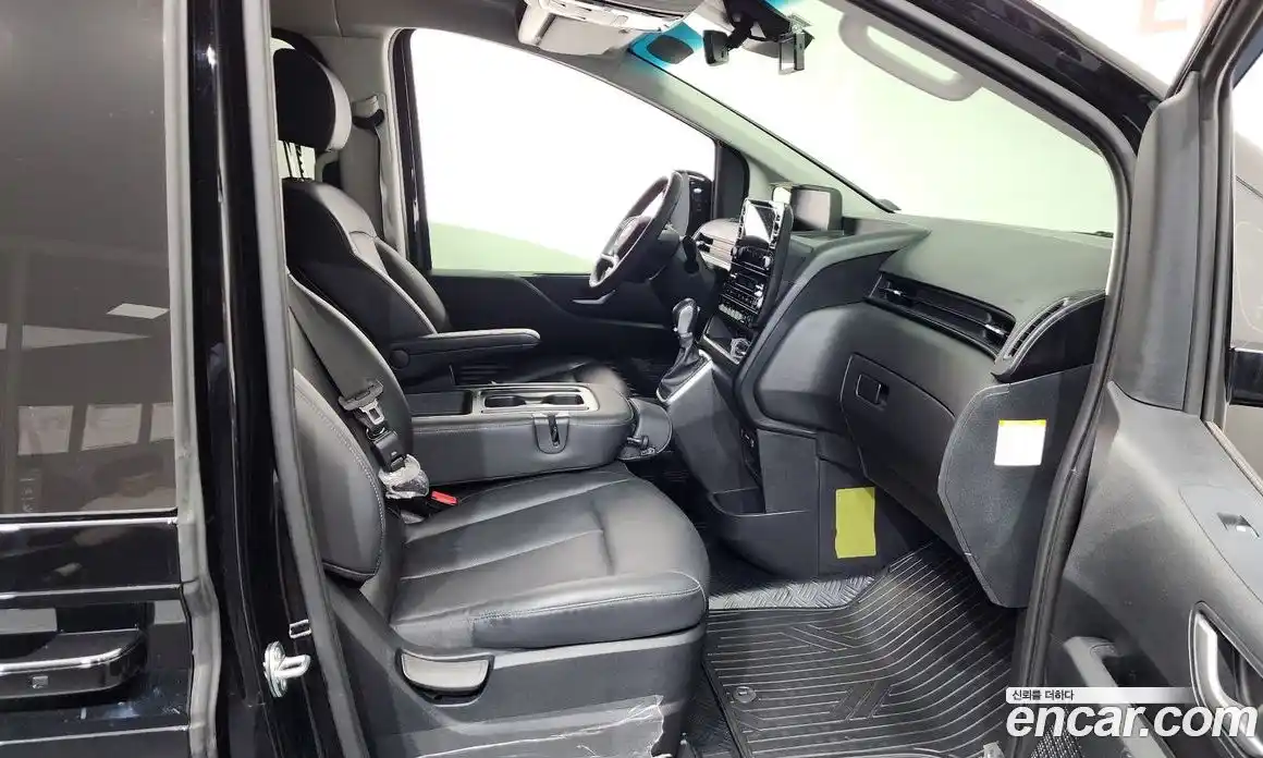 Hyundai Staria 2025 1.6 Автомат в Москве № 813906, фото 10