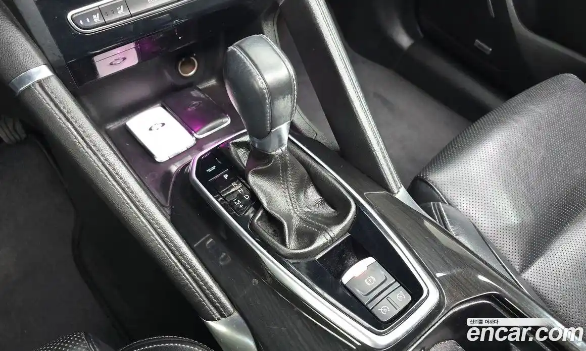 Renault QM6 2017 2.0 Автомат в Москве № 814313, фото 9