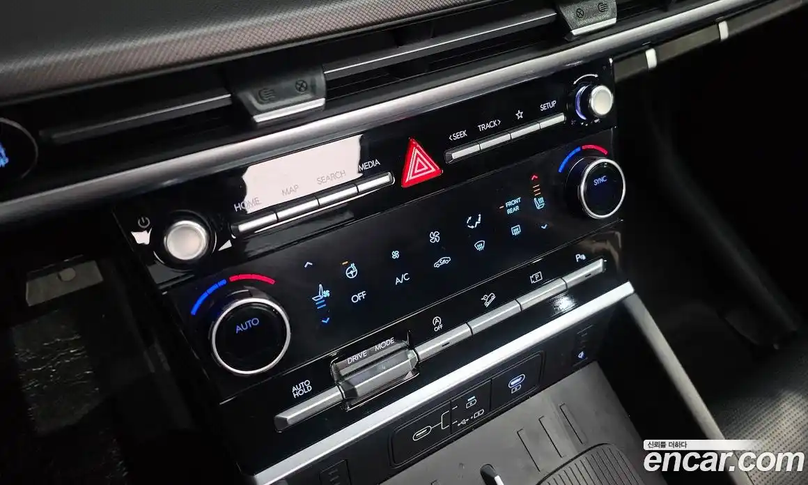 Hyundai Santa Fe 2024 2.5 Автомат в Москве № 814825, фото 20