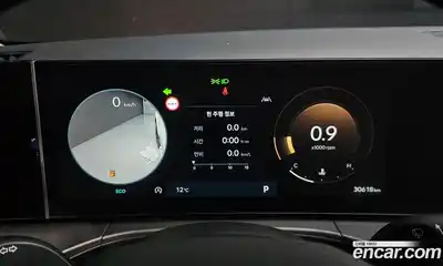 Hyundai Santa Fe 2024 2.5 Автомат в Москве № 814825, миниатюра 8