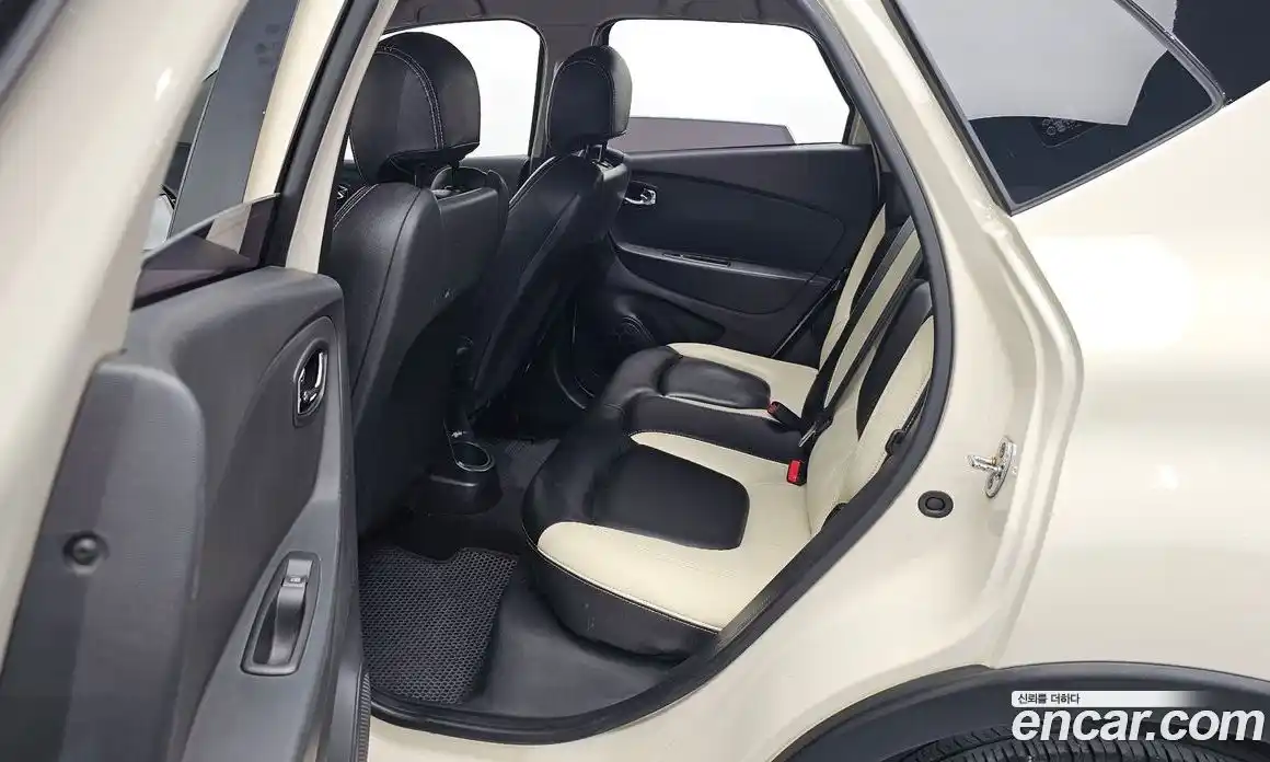 Renault QM3 2015 1.5 Автомат в Москве № 815244, фото 11