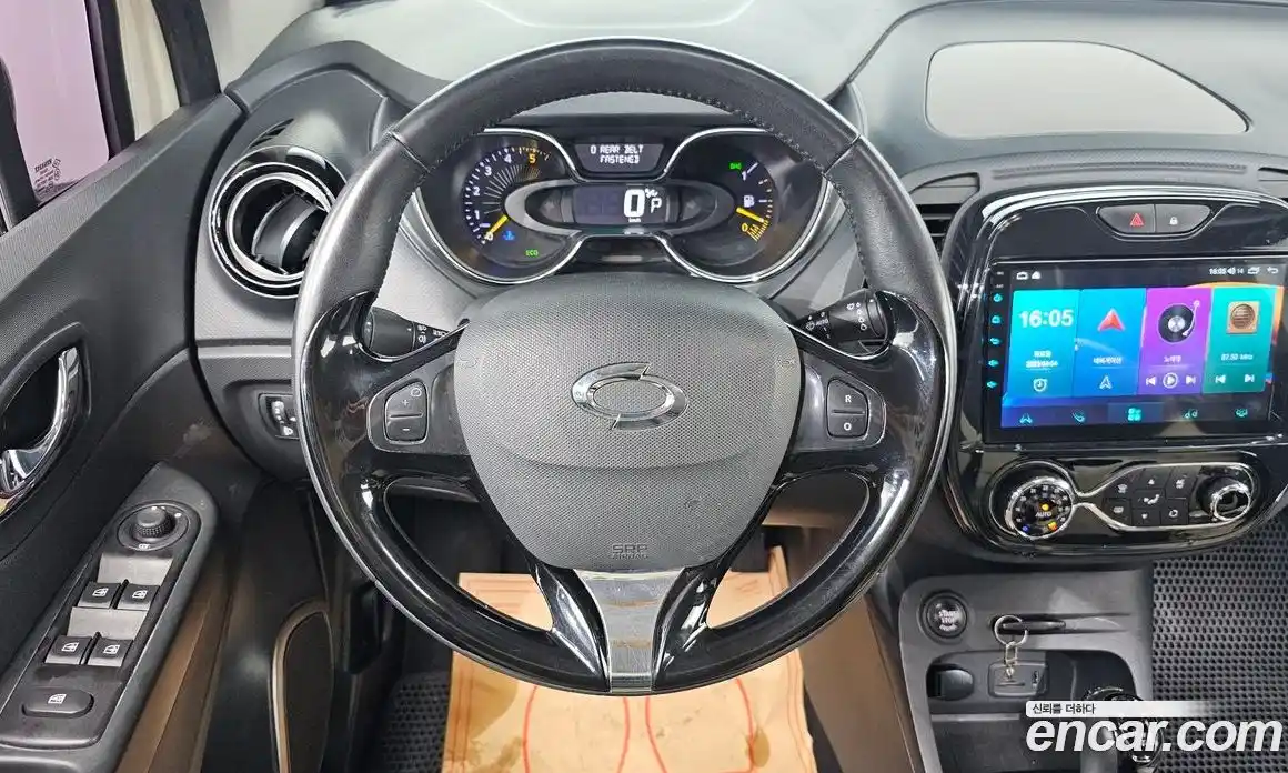 Renault QM3 2015 1.5 Автомат в Москве № 815244, фото 9