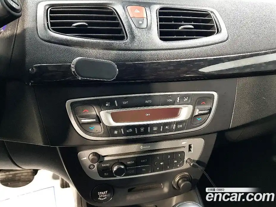 Renault SM3 2014 1.6 Автомат в Москве № 815343, фото 12