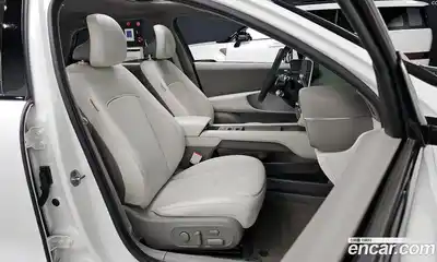 Hyundai Ioniq 6 2022 0.1 Автомат в Москве № 815409, миниатюра 9