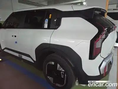 Kia EV3 2026 2.0 Автомат в Москве № 815545, миниатюра 3