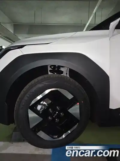 Kia EV3 2026 2.0 Автомат в Москве № 815545, миниатюра 8