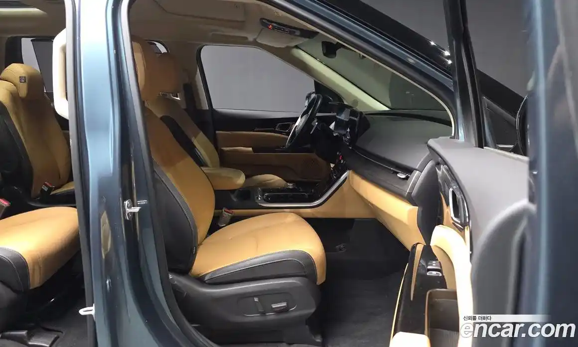 Kia Canival 2023 2.2 Автомат в Москве № 816004, фото 11