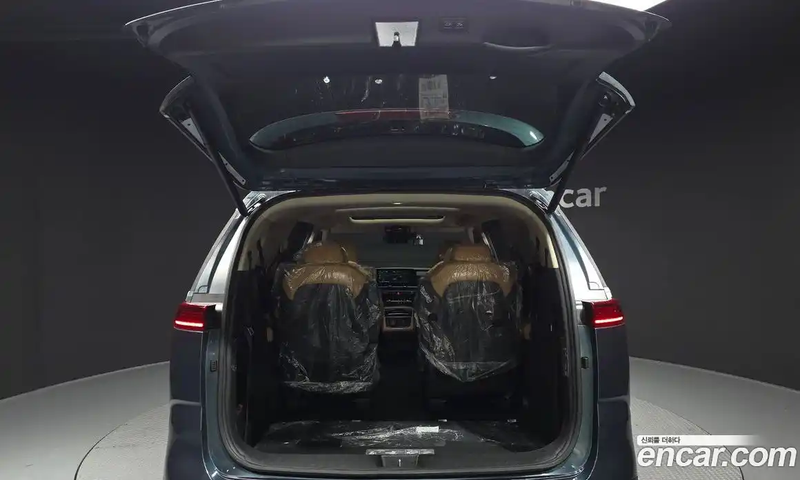 Kia Canival 2023 2.2 Автомат в Москве № 816004, фото 20