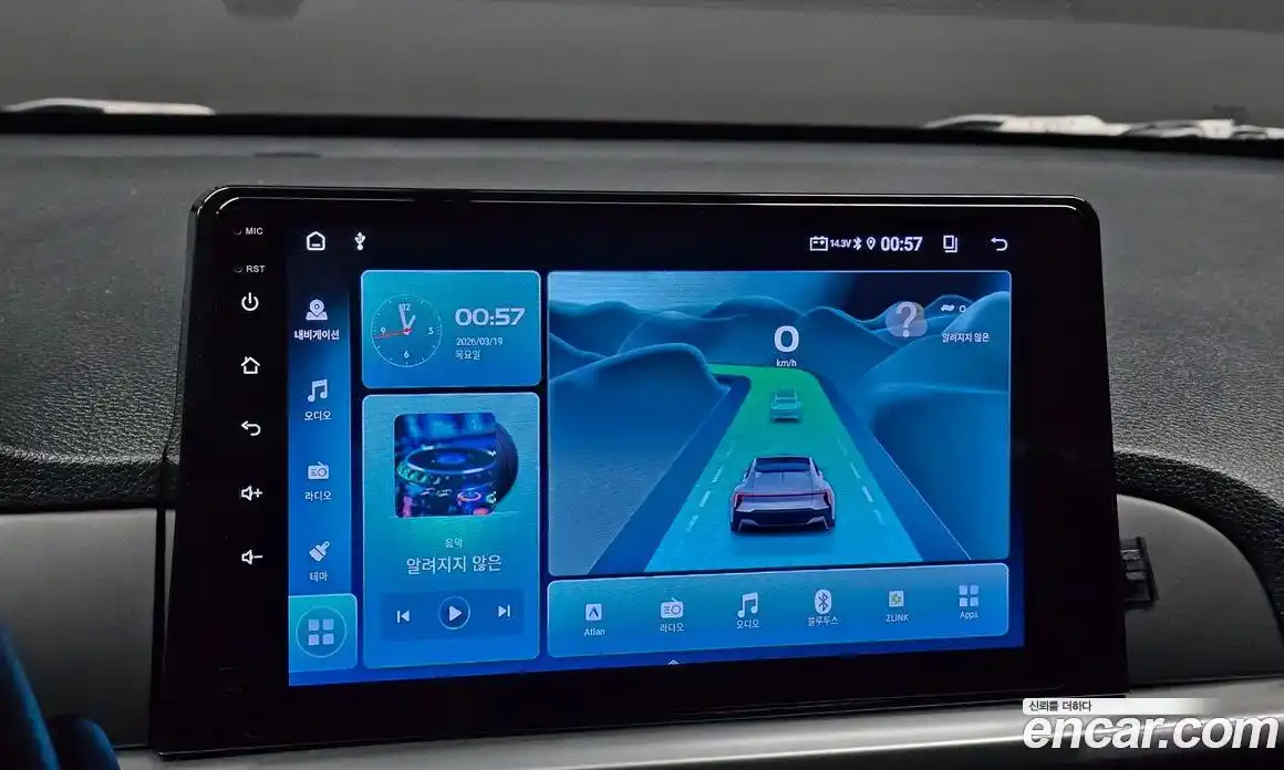 Kia Morning 2021 1.0 Автомат в Москве № 816075, фото 16