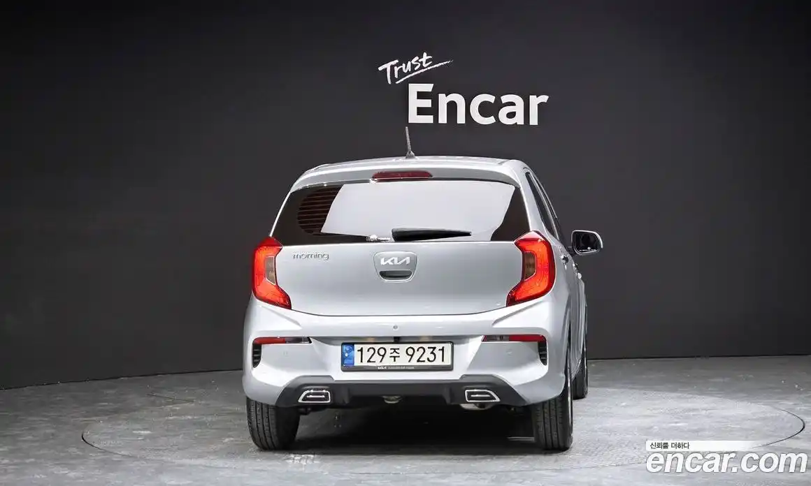 Kia Morning 2021 1.0 Автомат в Москве № 816075, фото 4