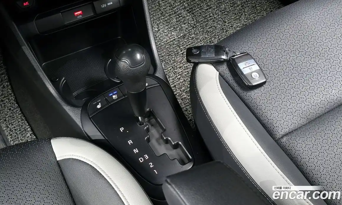 Kia Morning 2021 1.0 Автомат в Москве № 816075, фото 9