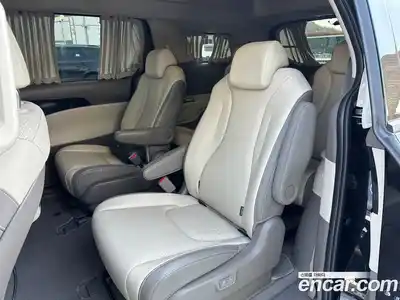 Kia Canival 2023 3.5 Автомат в Москве № 816280, миниатюра 12