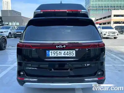 Kia Canival 2023 3.5 Автомат в Москве № 816280, миниатюра 4