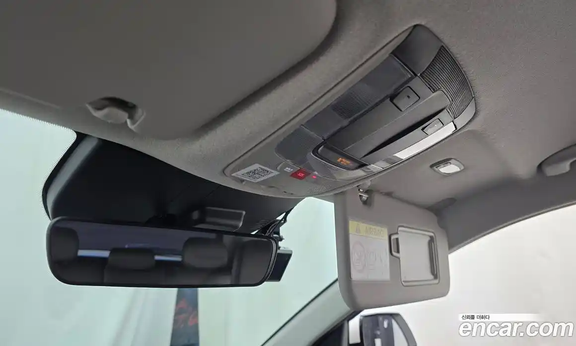 Kia Niro 2022 0.1 Автомат в Москве № 816413, фото 17