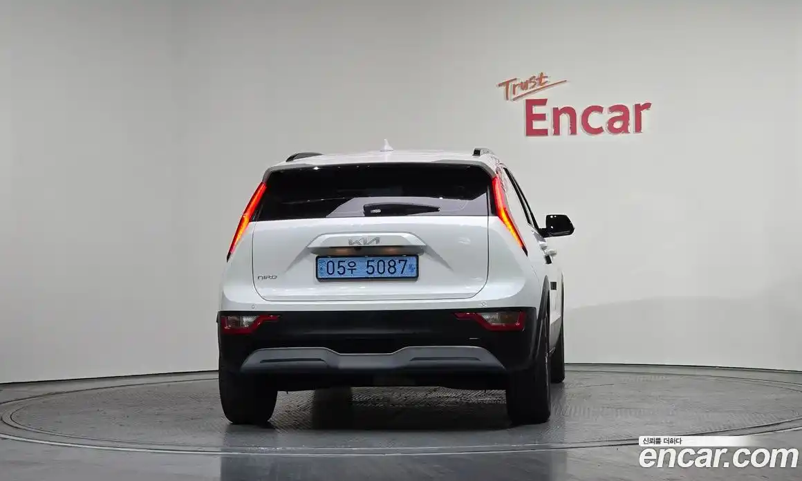 Kia Niro 2022 0.1 Автомат в Москве № 816413, фото 4