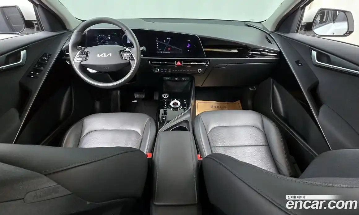 Kia Niro 2022 0.1 Автомат в Москве № 816413, фото 7