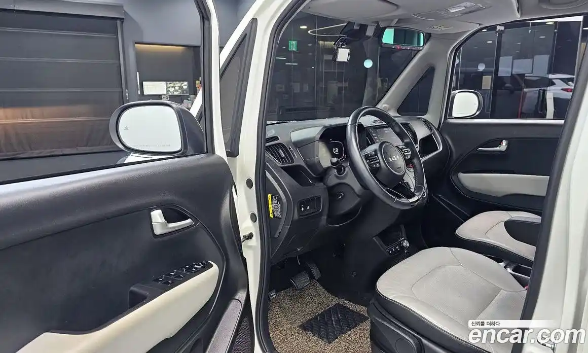 Kia Ray 2023 1.0 Автомат в Москве № 816422, фото 11