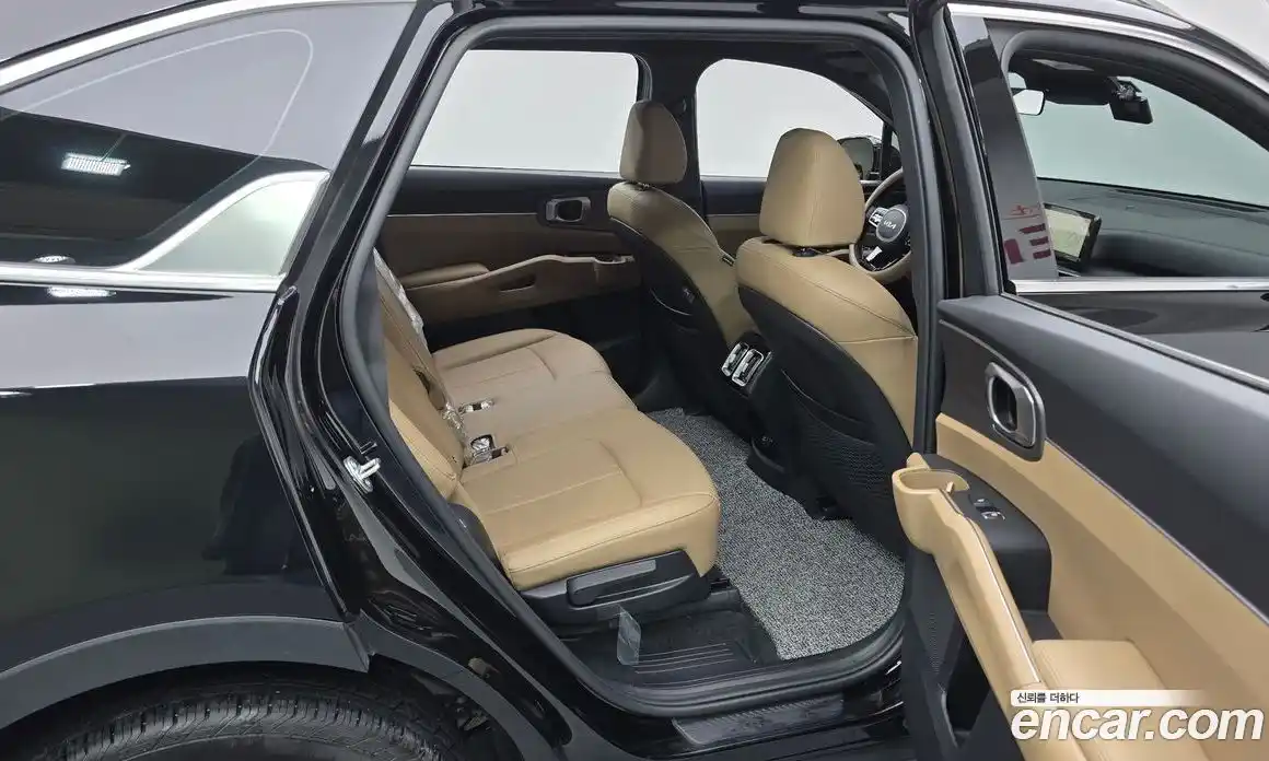 Kia Sorento 2024 1.6 Автомат в Москве № 816605, фото 12