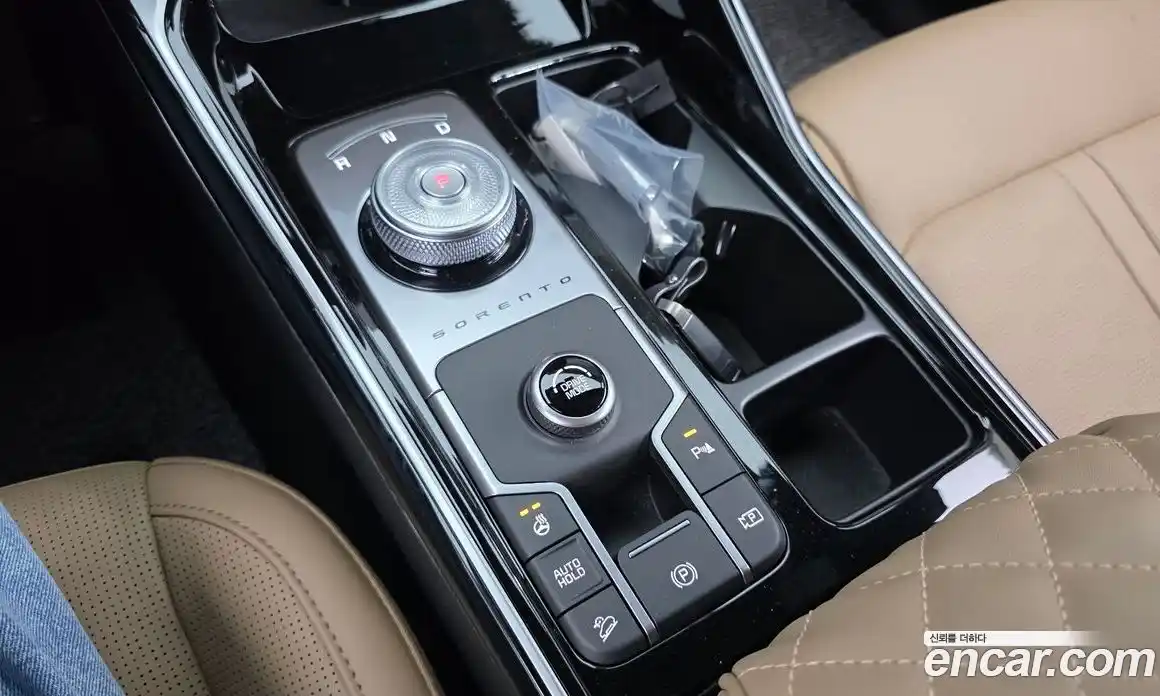 Kia Sorento 2024 1.6 Автомат в Москве № 816605, фото 9