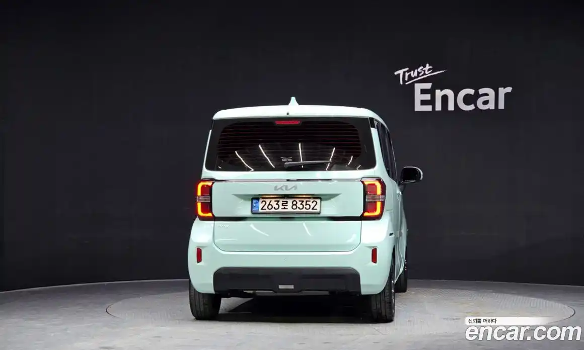 Kia Ray 2022 1.0 Автомат в Москве № 816696, фото 4