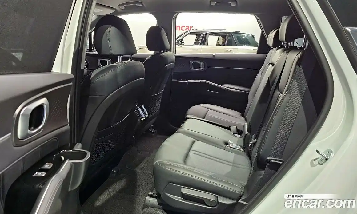 Kia Sorento 2023 2.2 Автомат в Москве № 816706, фото 12