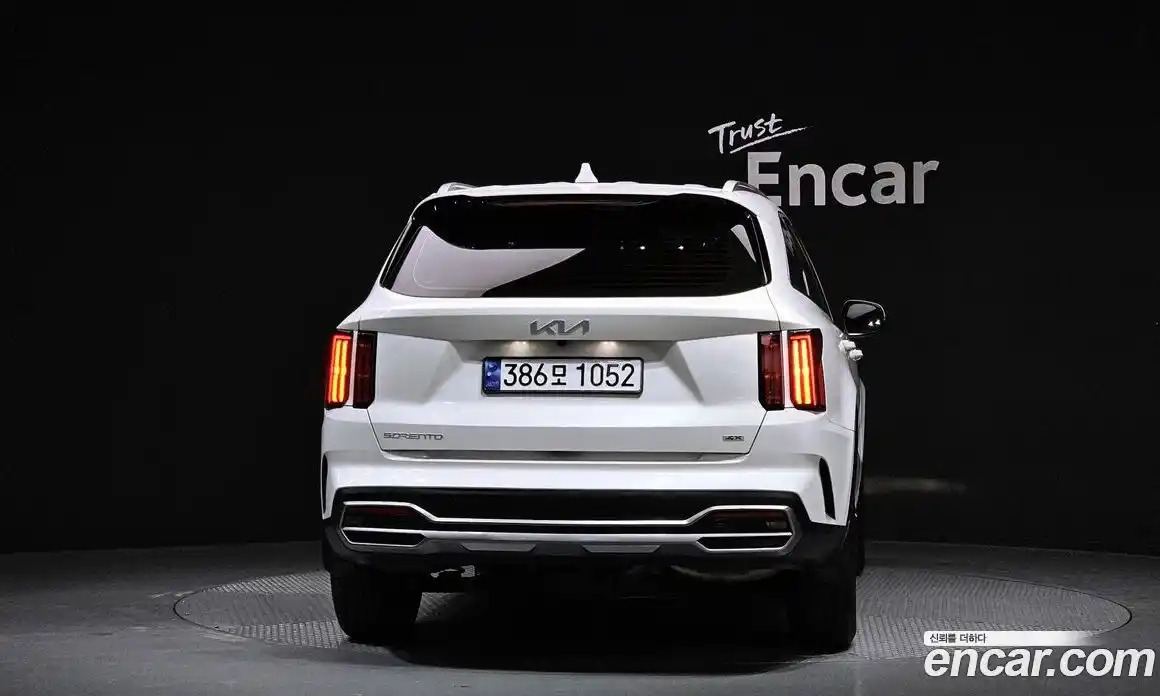 Kia Sorento 2023 2.2 Автомат в Москве № 816706, фото 4