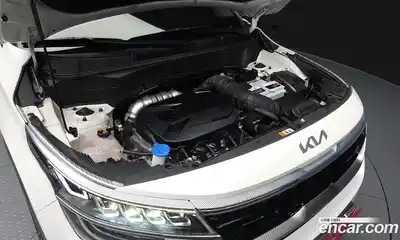 Kia Seltos 2021 1.6 Автомат в Москве № 816715, миниатюра 6