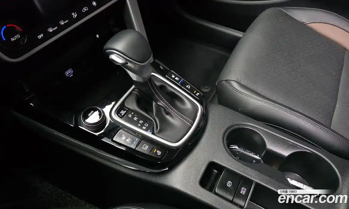 Kia Seltos 2021 1.6 Автомат в Москве № 816715, фото 9