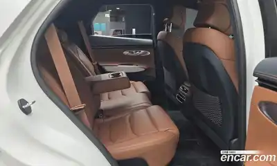 Genesis GV70 2023 2.5 Автомат в Москве № 817183, миниатюра 12