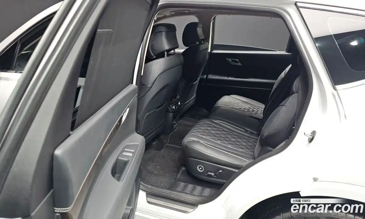 Genesis GV80 2020 3.0 Автомат в Москве № 817422, фото 13