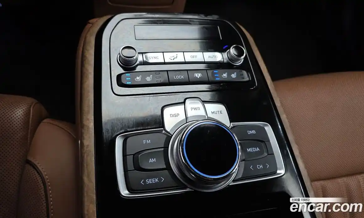 Genesis G90 2019 3.8 Автомат в Москве № 817591, фото 17