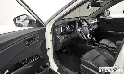SsangYong TIBOLI 2023 1.6 Автомат в Москве № 818191, миниатюра 10