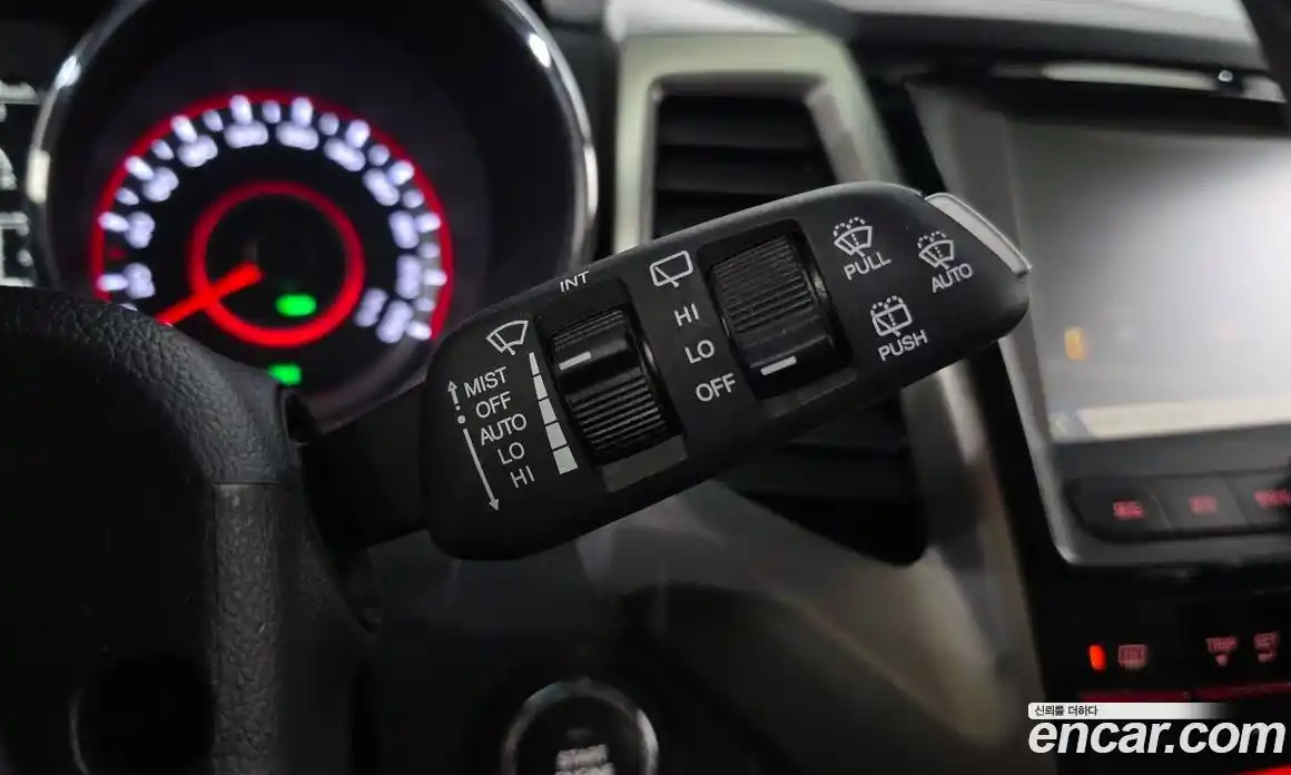 SsangYong TIBOLI 2016 1.6 Автомат в Москве № 818309, фото 15