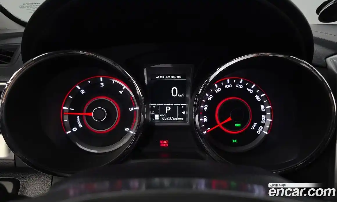 SsangYong TIBOLI 2016 1.6 Автомат в Москве № 818309, фото 8