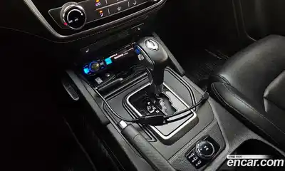 SsangYong Rexton 2018 2.2 Автомат в Москве № 818391, миниатюра 9