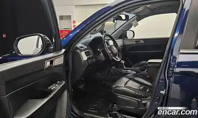 SsangYong Rexton 2018 2.2 Автомат в Москве № 818391, миниатюра 10