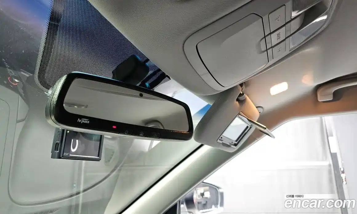 SsangYong TIBOLI 2018 1.6 Автомат в Москве № 818400, фото 17