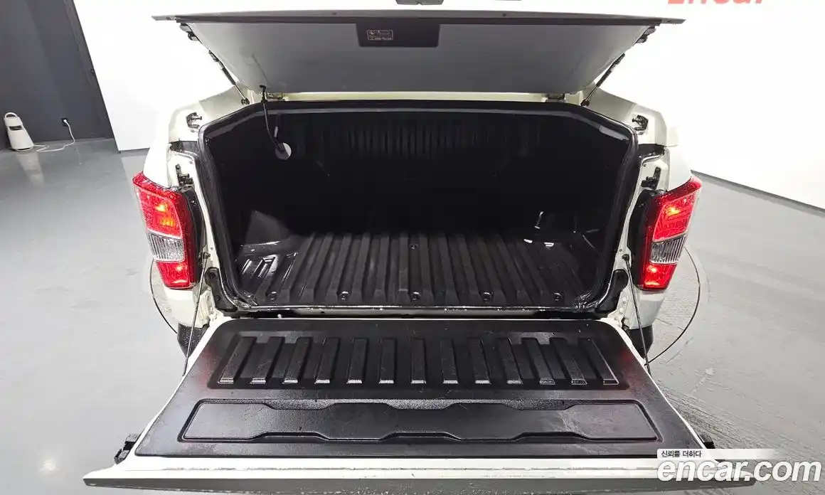 SsangYong Rexton 2019 2.2 Автомат в Москве № 818412, фото 20