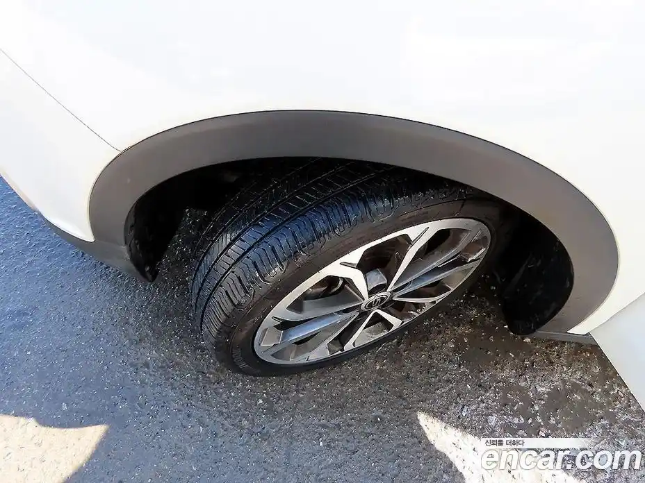 SsangYong TIBOLI 2017 1.6 Автомат в Москве № 818857, фото 19