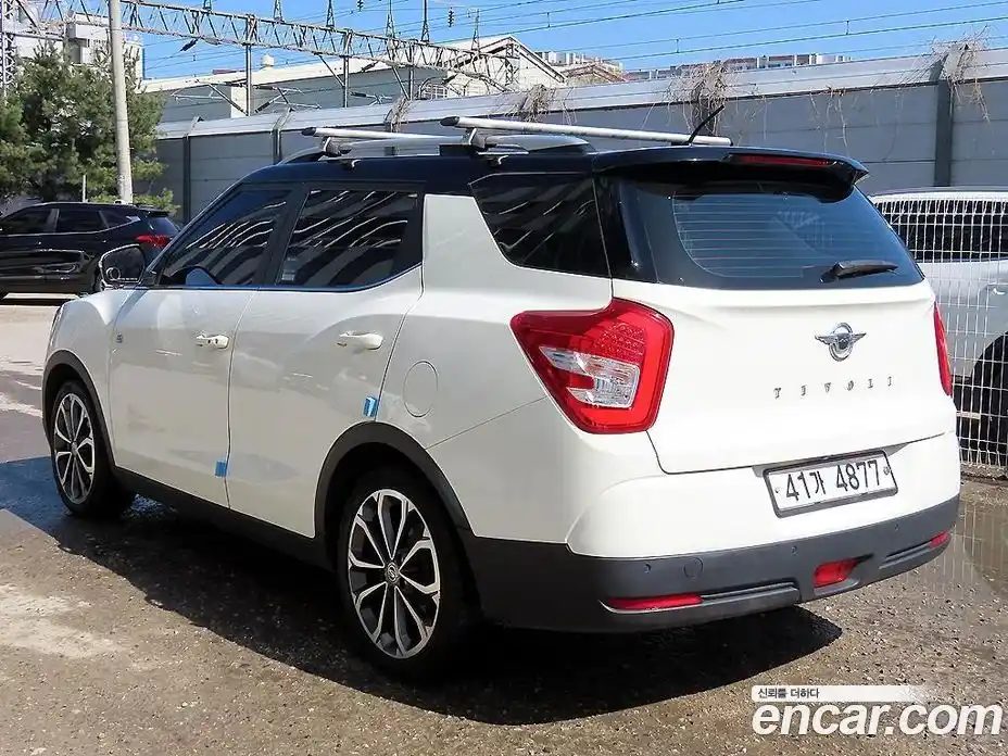 SsangYong TIBOLI 2017 1.6 Автомат в Москве № 818857, фото 3