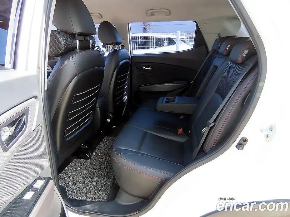 SsangYong TIBOLI 2017 1.6 Автомат в Москве № 818857, фото 6