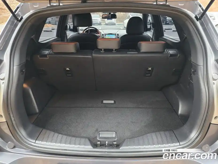 SsangYong TIBOLI 2018 1.6 Автомат в Москве № 818885, фото 19