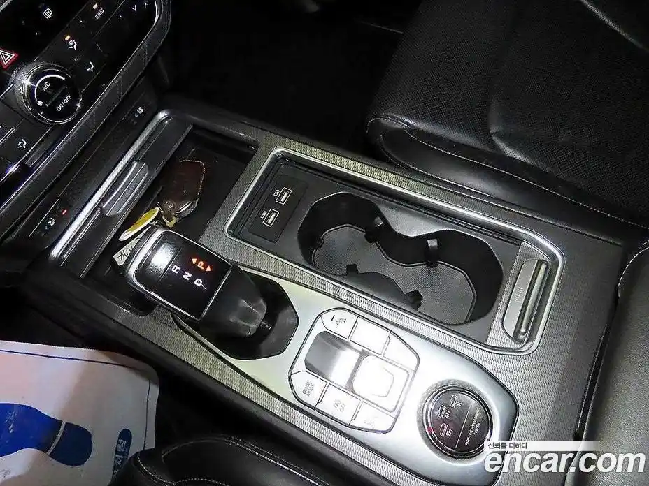 SsangYong Rexton 2020 2.2 Автомат в Москве № 819003, фото 12