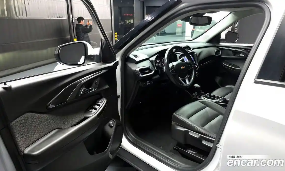 Chevrolet TrailBlazer 2021 1.3 Автомат в Москве № 819385, фото 11